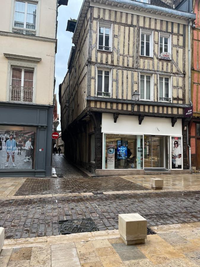 Coeur De Bouchon Apartment Troyes Exterior foto